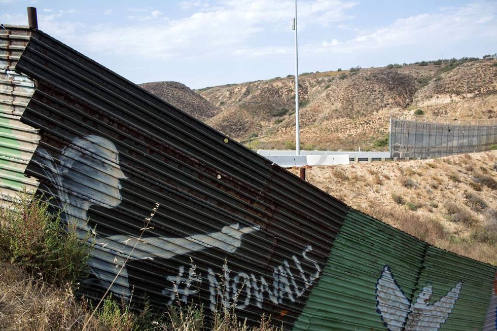 Texas protestors launch movement against Trump's border wall