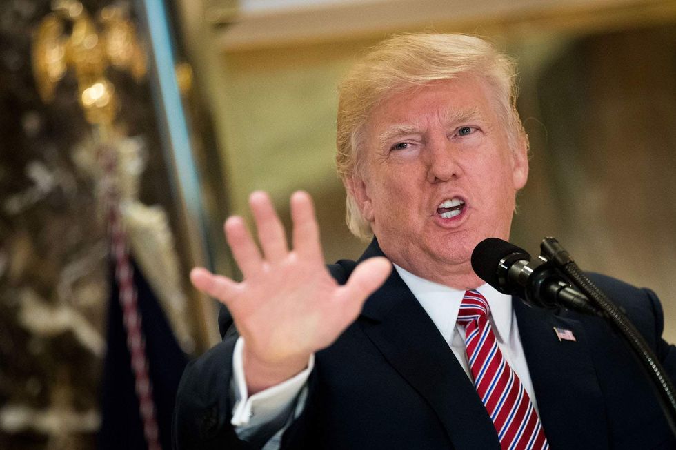 Trump costs Amazon billions with this one tweet