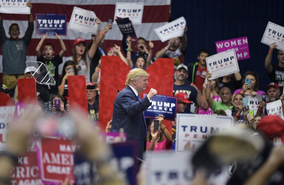 Mayor asks Trump to postpone Phoenix rally over Charlottesville — here's his response