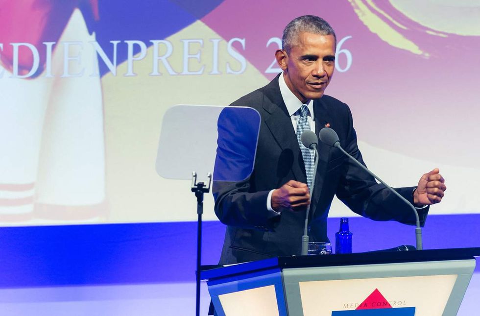 Larry Elder suggests Obama pays for his family's slave history — and snowflakes lose their mind
