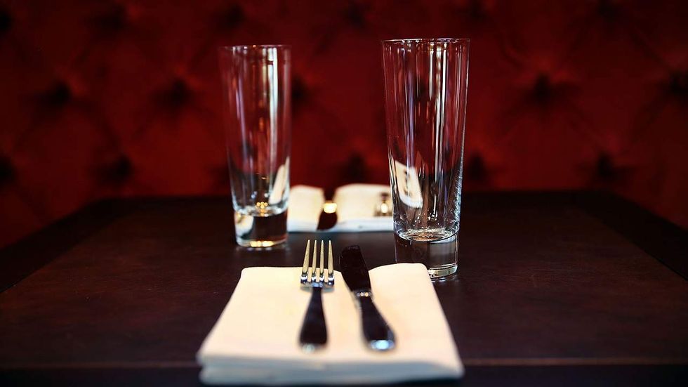 Loud kids, demanding orders: Are you breaking these unwritten restaurant rules?