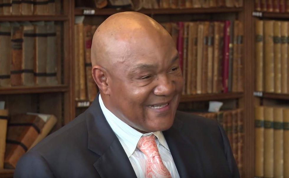George Foreman delivers devastating blow to Colin Kaepernick, calls out his 'privilege