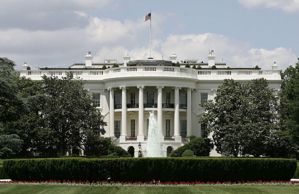 Report: Republican, Democratic governors weigh joint 2020 White House bid