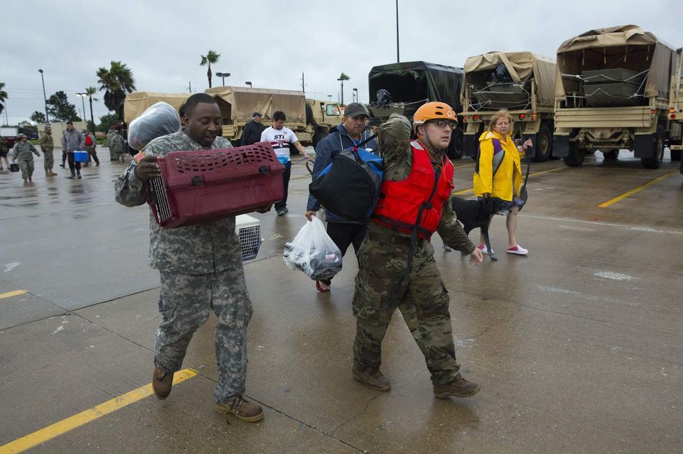 Read the inspiring letter a young girl wrote to her dad traveling to help Harvey victims