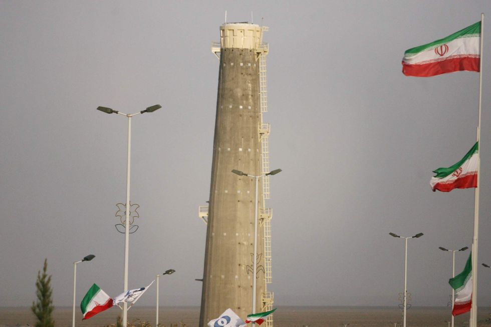 Trump administration set to extend sanctions relief to Iran