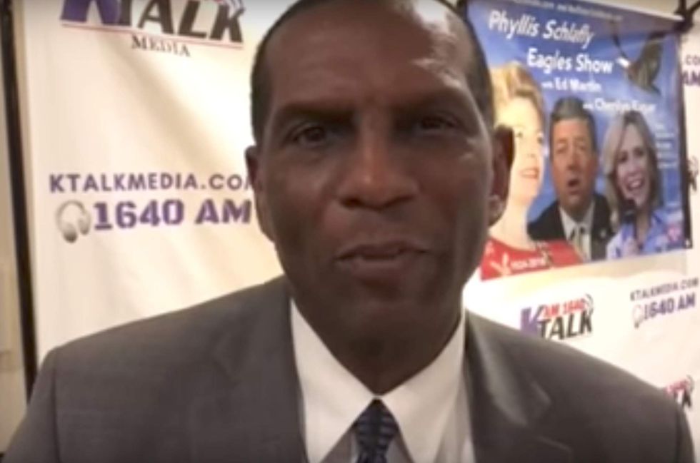 Former NFL star makes it very clear where he stands on protests — and many players won't like it