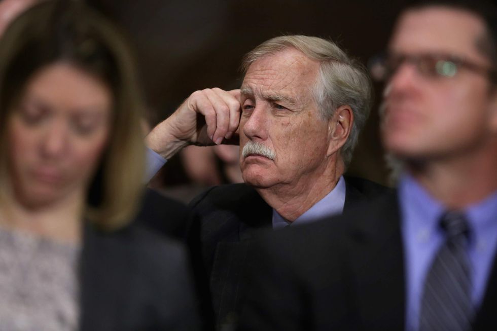 Maine Senator Angus King really wants this emoji added to smartphones