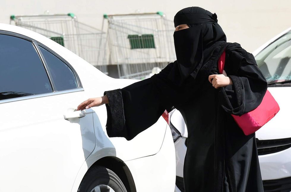 Saudi Arabia announces it will let women drive