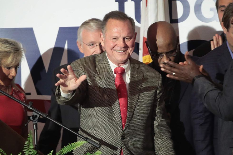 First poll in Alabama’s special election suggests it will be a tight race