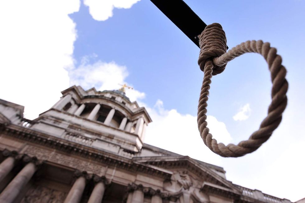 A student thought someone left a noose outside her dorm. Not quite.