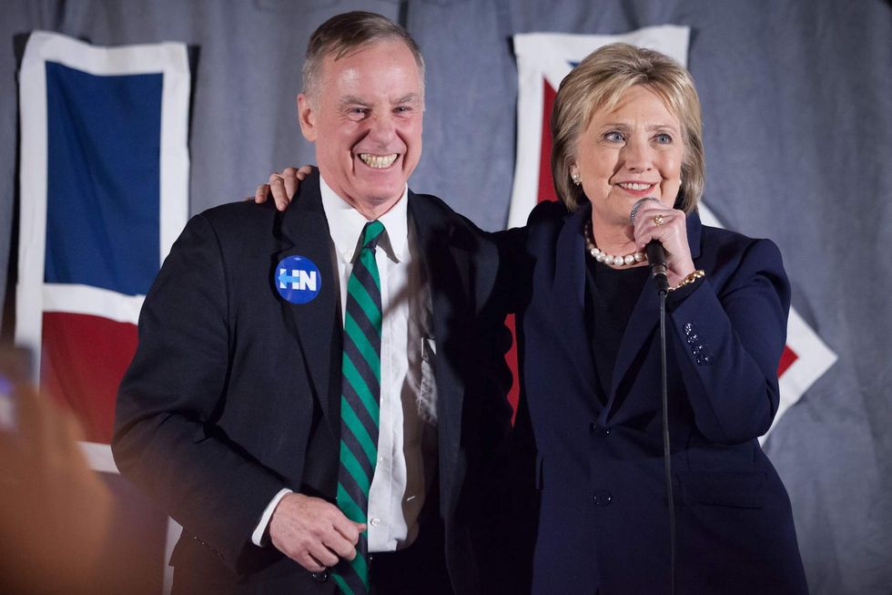 Howard Dean says Clinton Foundation can help Puerto Rico better than Trump — hilarity ensues