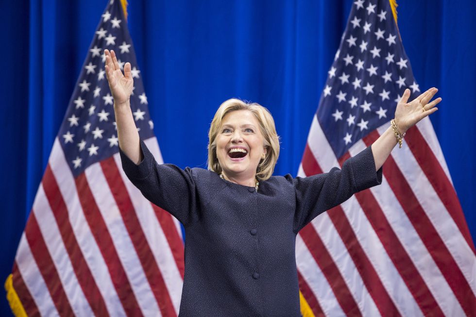 The best of #HillaryCourses tweets: Hillary Clinton mocked after news she may teach at Columbia