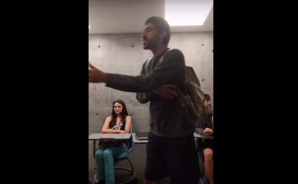 Left-wing protesters invade College Republicans meeting, reportedly declare 'dialogue is violence