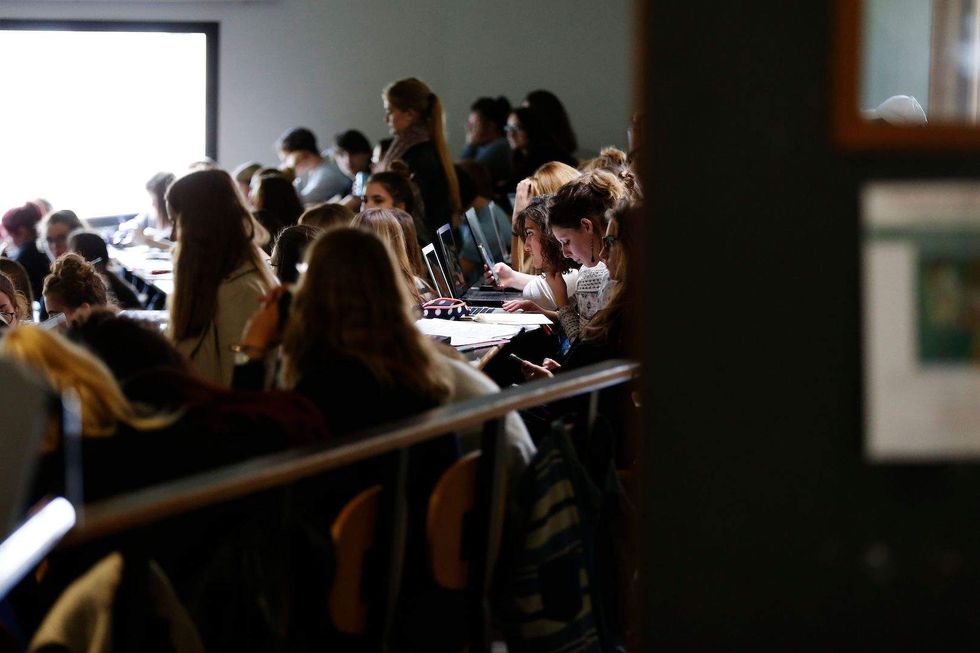 Parents infuriated after controversial sex worksheet given out at Oklahoma middle school
