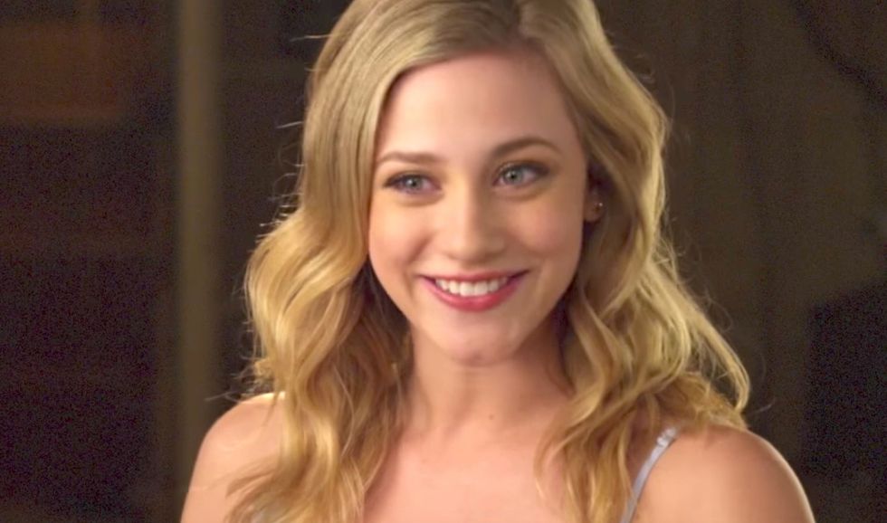 Actress apologizes for 'insensitive' Halloween costume suggestion after social media excoriates her