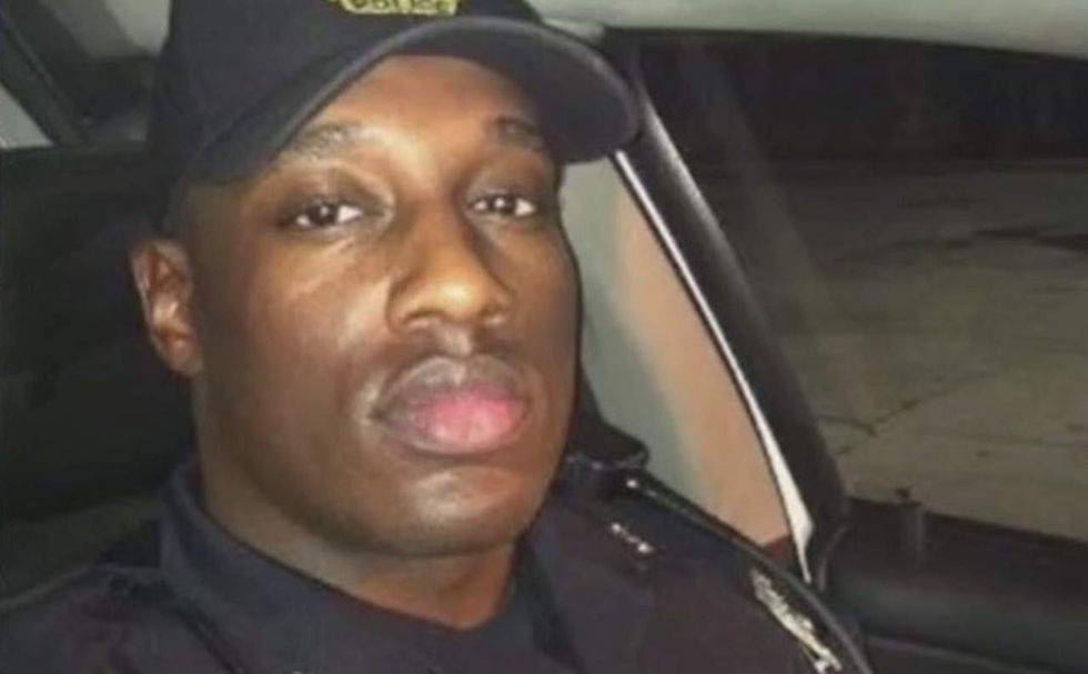 Cop under investigation after refusing to stand during national anthem while on duty: sources