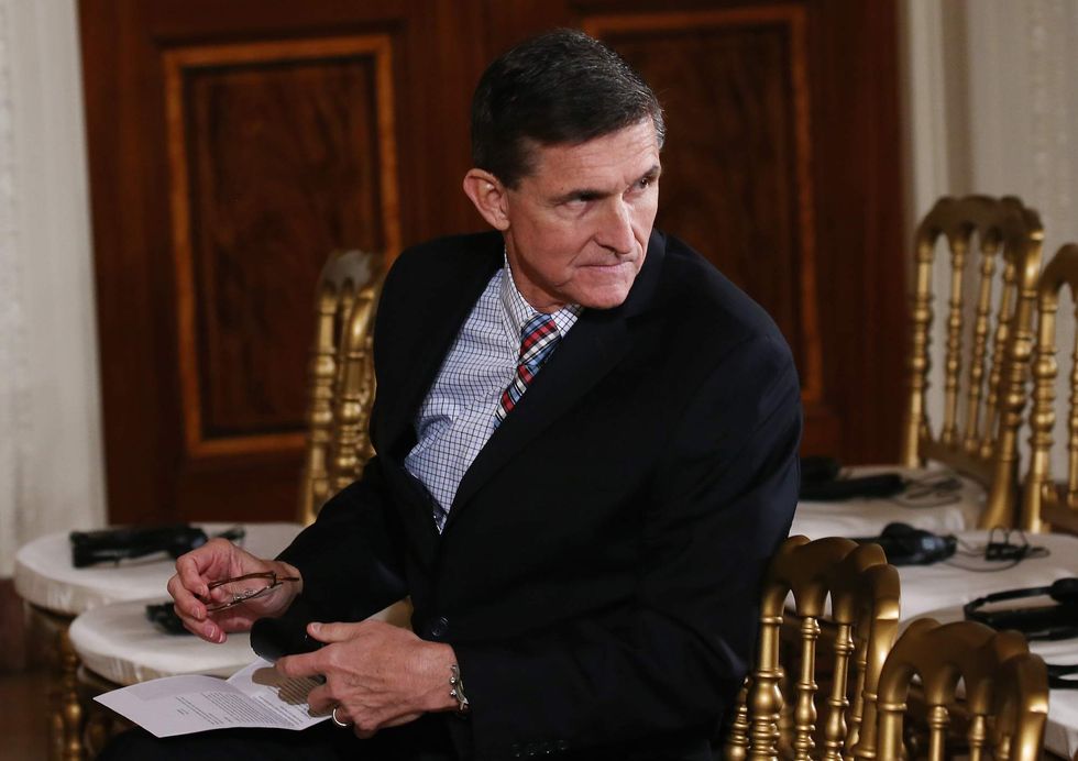 Ex-National Security Adviser Mike Flynn allegedly planned to remove Muslim cleric from US for cash