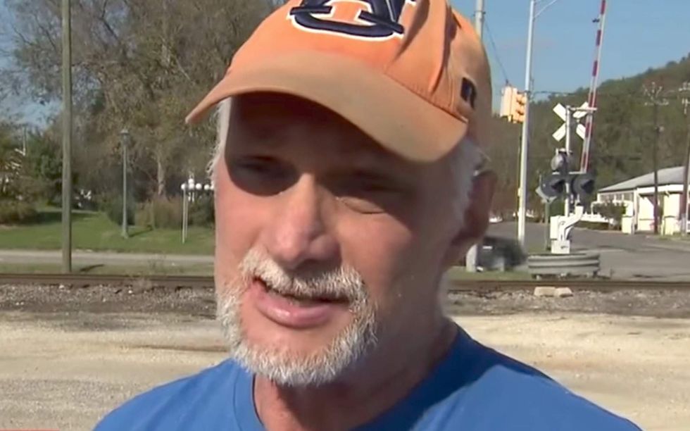 Former mall worker in Roy Moore's hometown confirms embarrassing rumor