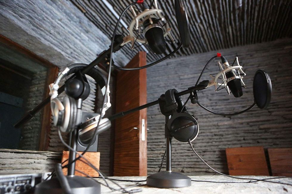 Student radio show pulled off the air after co-host uses the word 'tranny