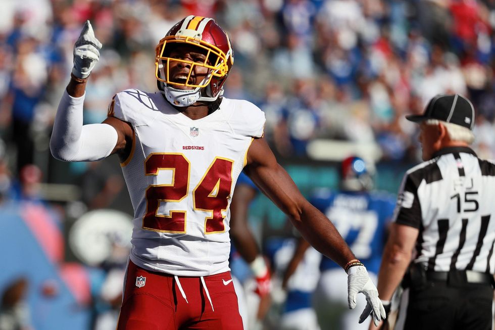 Washington Redskins star player places full-page ad in newspaper to help his hometown churches