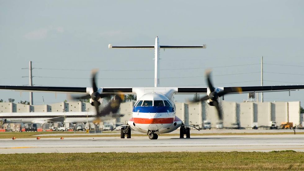 American Airlines computer glitch leaves 15,000 holiday flights without pilots