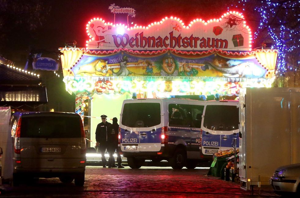Police evacuate Germany's Potsdam Christmas Market after finding suspicious device