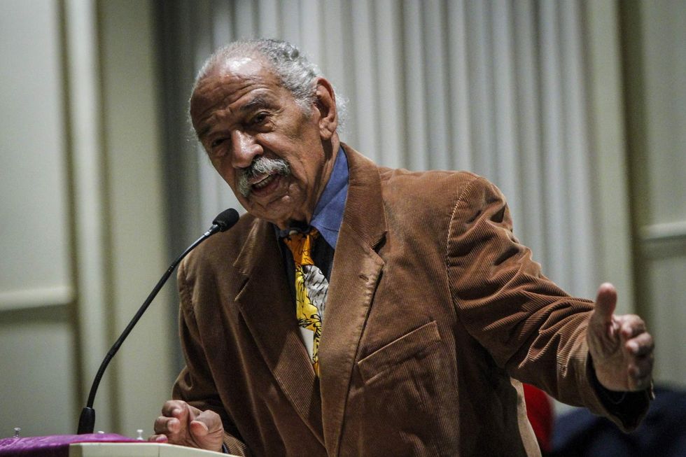 Conyers announces retirement amid sexual harassment allegations, endorses his son to replace him