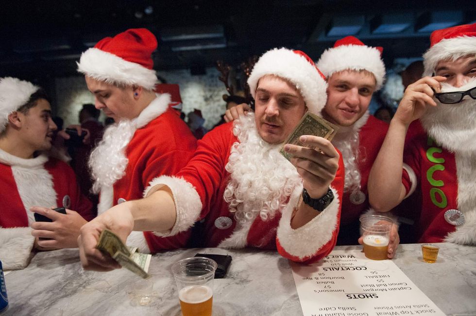 NYC-area railroads ban booze as drunken Santas prepare to converge