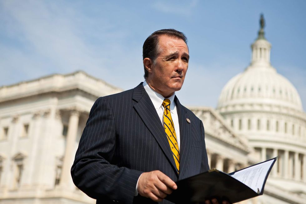 Report: Rep. Trent Franks asked a female staffer to act as a surrogate in exchange for $5 million