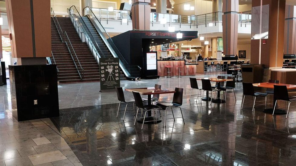 Shopping malls expected to disappear as online stores take over sales