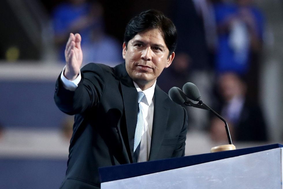 Sexual harassment scandals derail California democrats' agenda