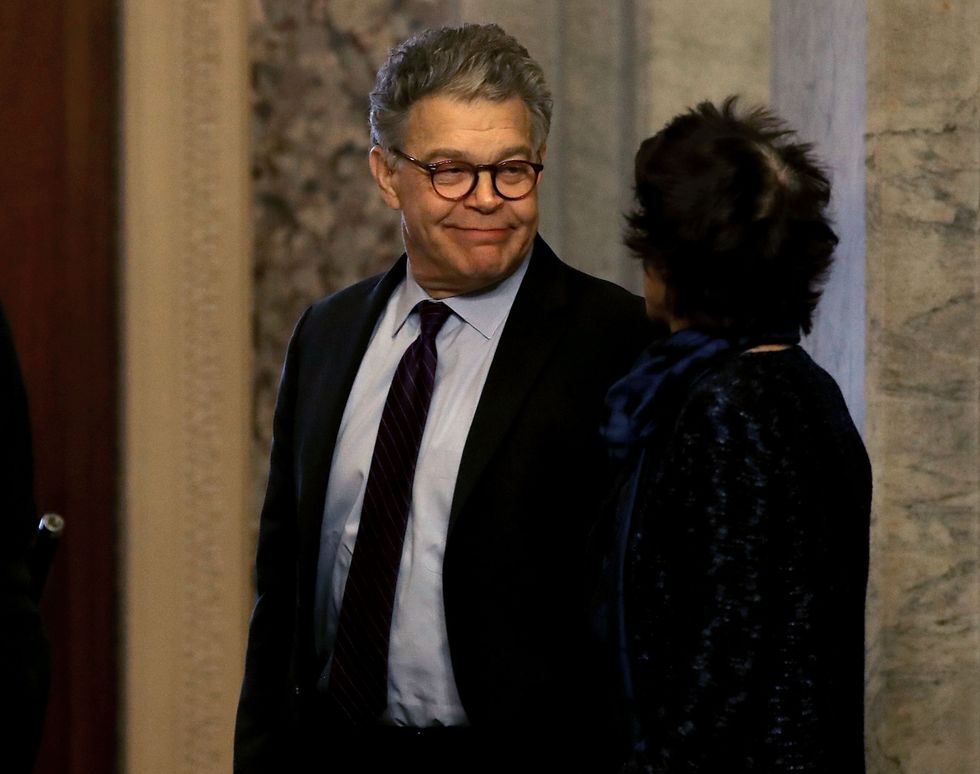 Feminist actress defends Al Franken, is 'sad' to see him leave the Senate