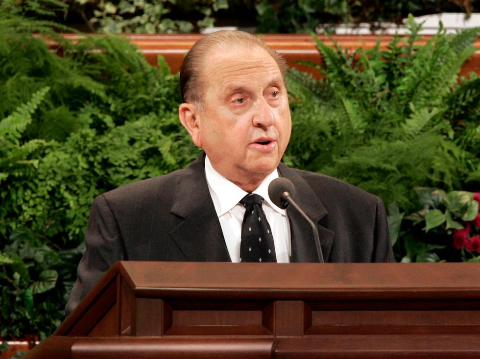 Mormon church President Thomas Monson, 90, dies at Salt Lake City home