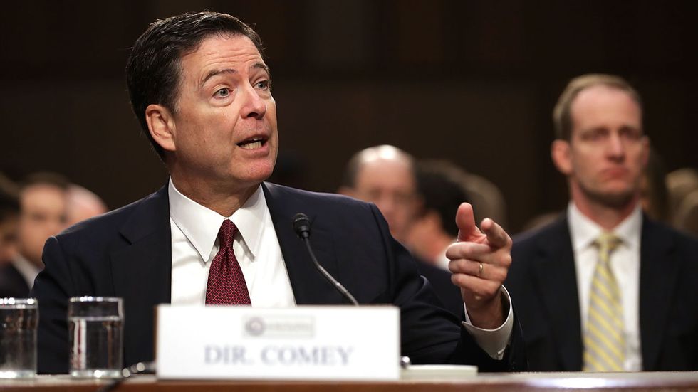 Comey faces bar membership challenge over alleged leak memos