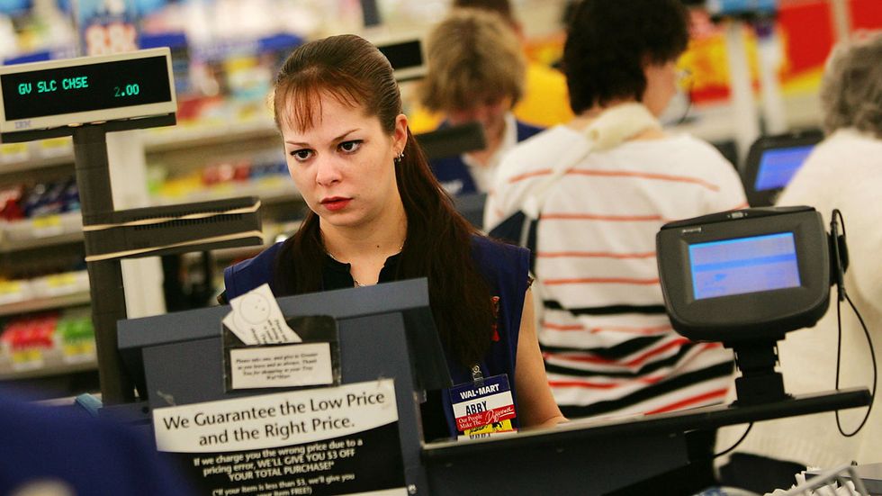 Technology to nix cashiers at hundreds of Walmart, Kroger stores