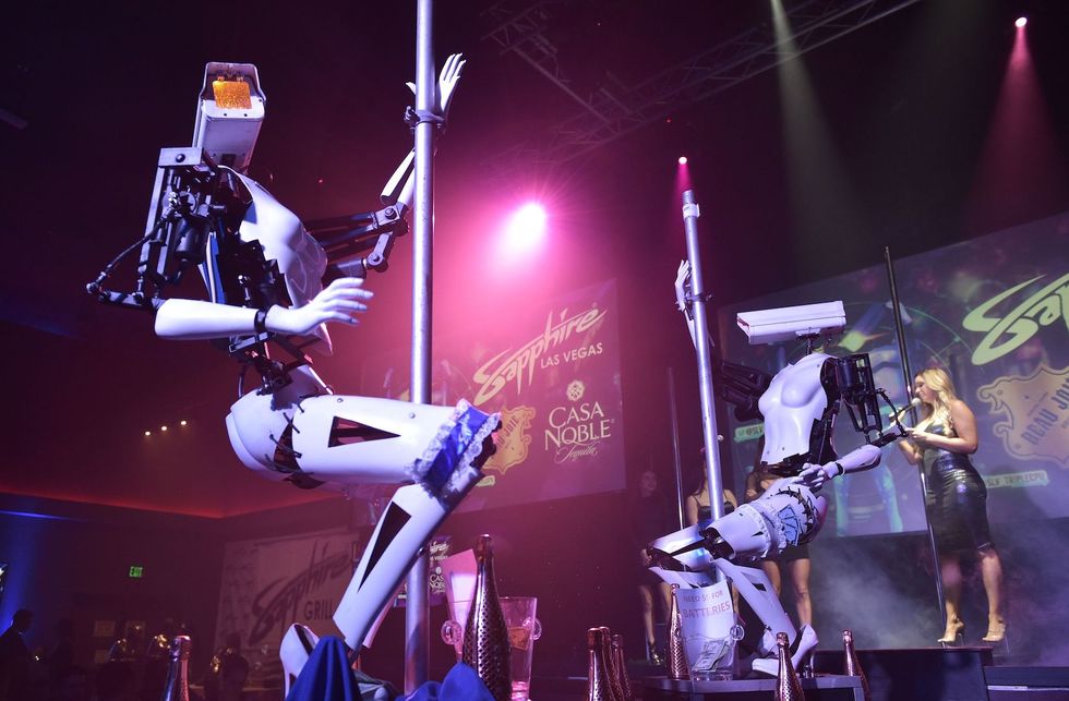 Watch: Vegas club debuts twin robot pole-dancers for CES attendees