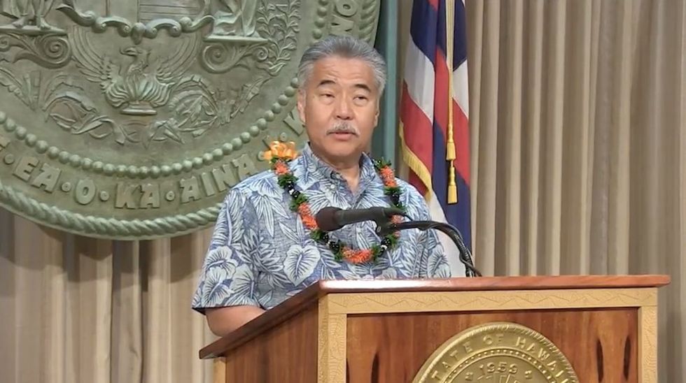 Hawaii gov sheepishly explains why he didn't retract the fake missile alert sooner