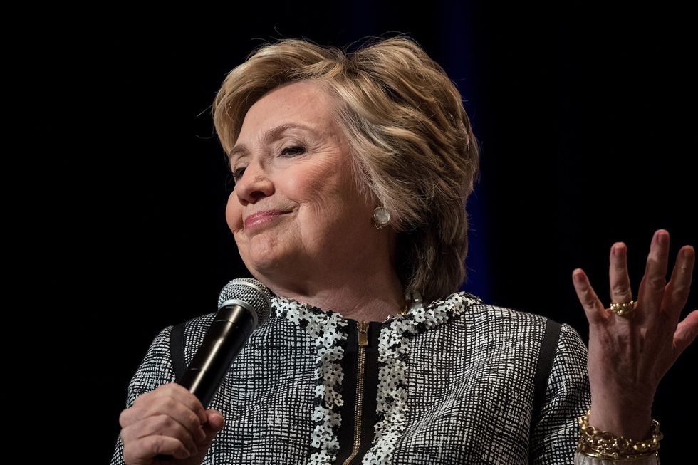 In text messages, FBI agent and lawyer discuss soft-pedaling Hillary Clinton server investigation
