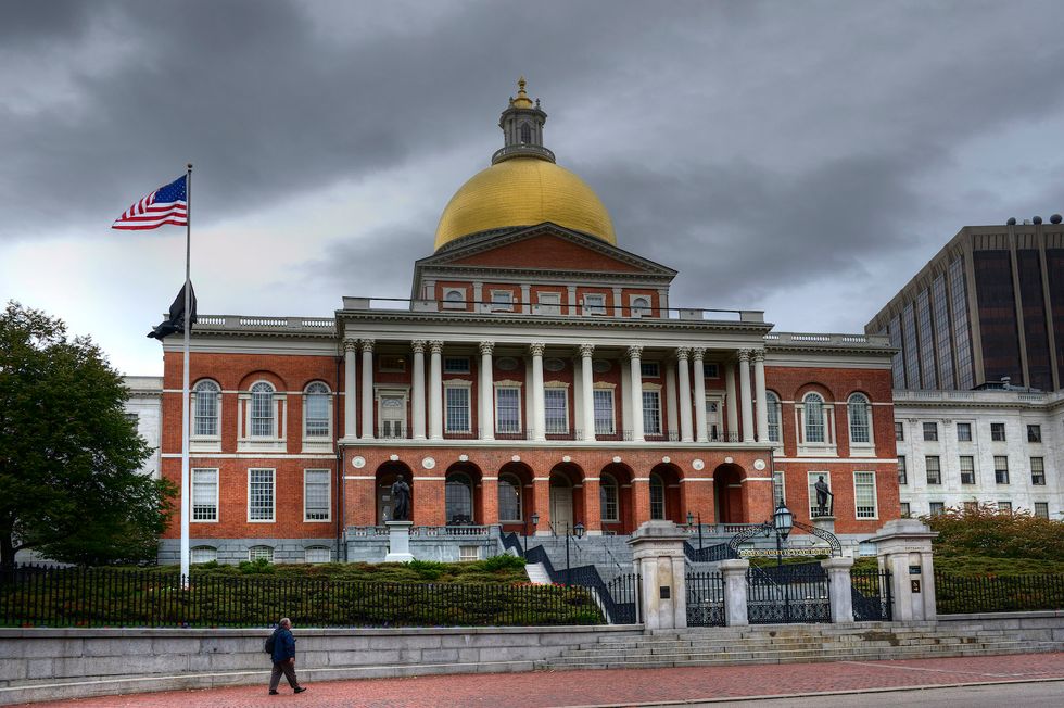 Massachusetts legislature debates bill that would allow local police to detain illegal immigrants