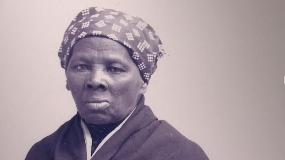 Baltimore moves forward with plans to rename site where Confederate generals once stood