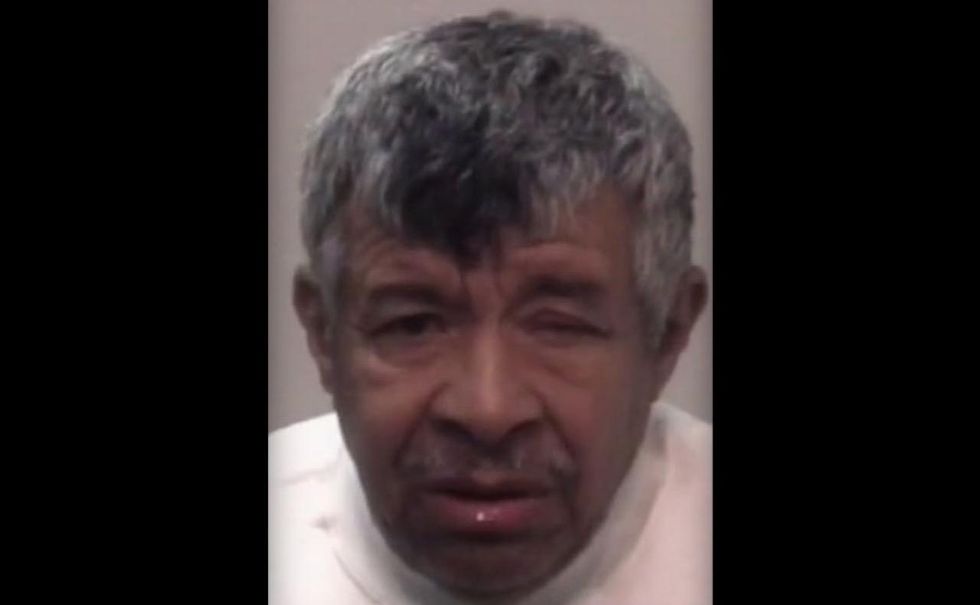 Stranger allegedly spanks 2-year-old boy in checkout line: 'This is what we do with kids in Mexico’