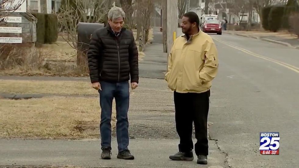 Miracle? Homeless man performs CPR and saves man who was dead for 28 minutes