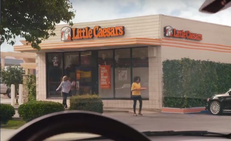 Pizza workers refuse to serve cop in uniform — and get served some justice they won't soon forget