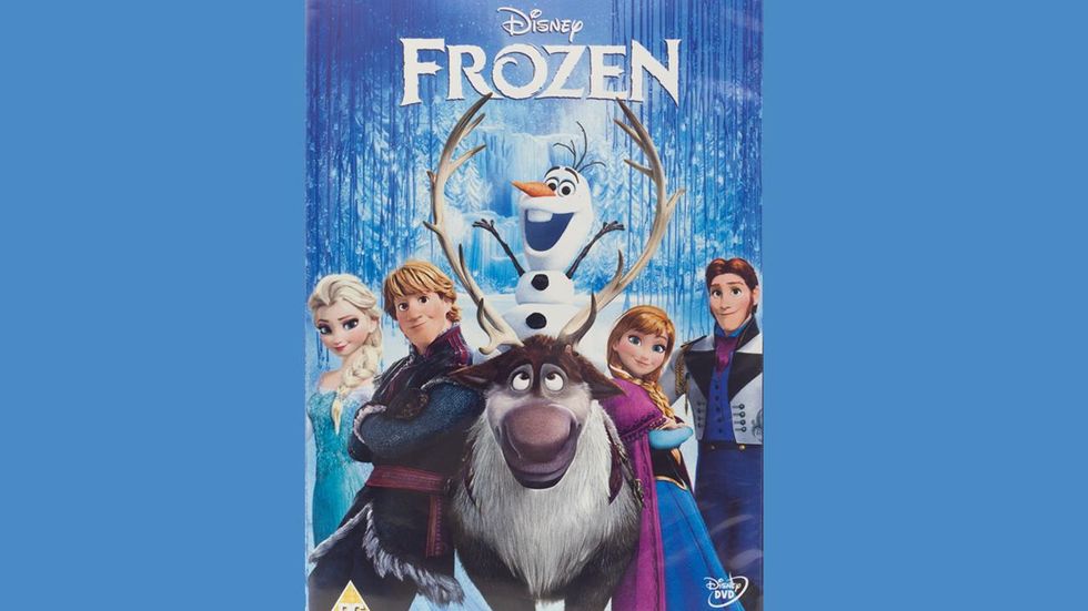 Disney director is 'thinking about' giving 'Frozen' character Elsa a lesbian love interest