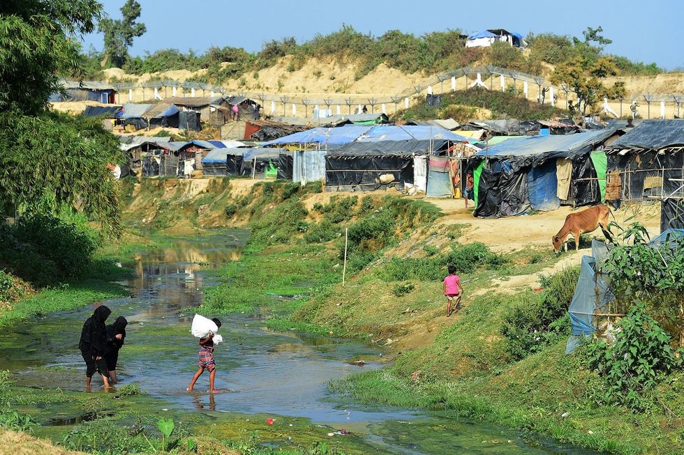 U.S. Holocaust Museum rescinds award to Myanmar’s leader over Rohingya crisis