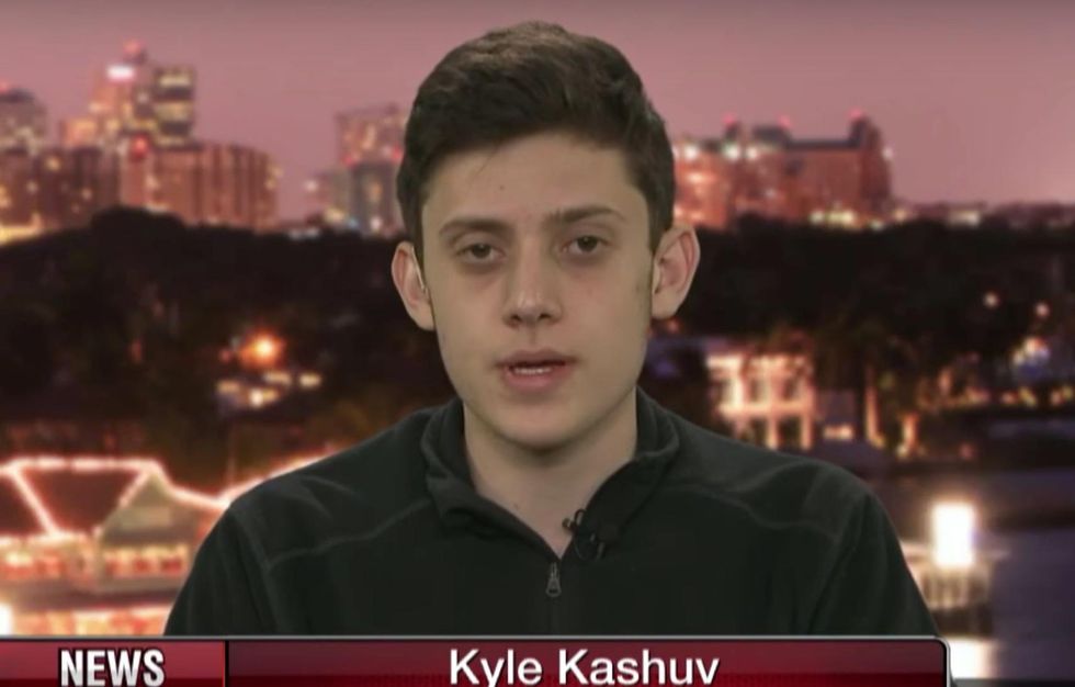 Twitter only invites anti-gun Parkland students to Q&A panel. Pro-gun student has perfect response.