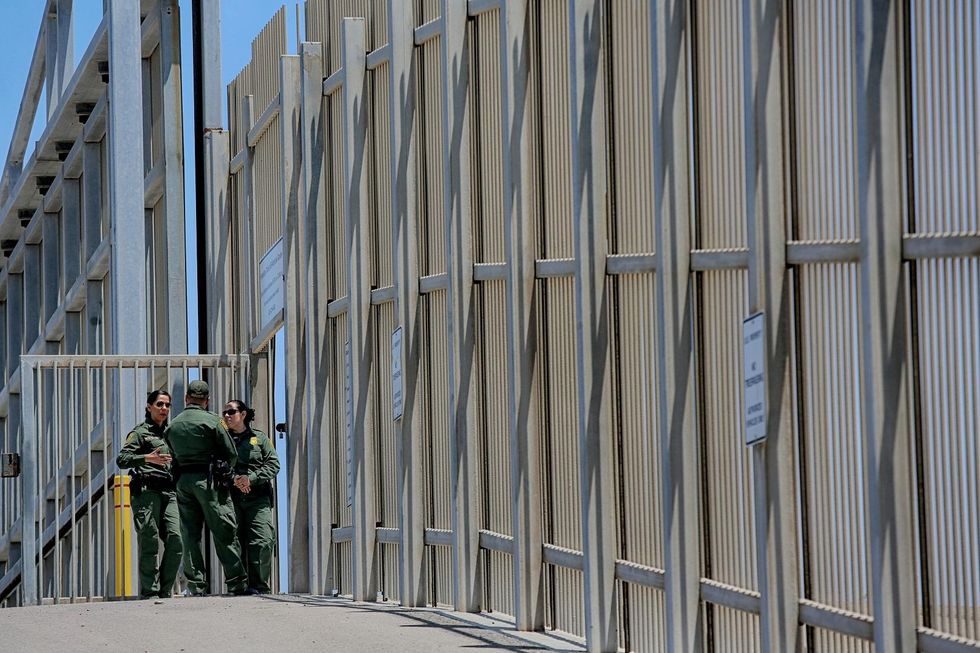 California city considers defying statewide sanctuary law