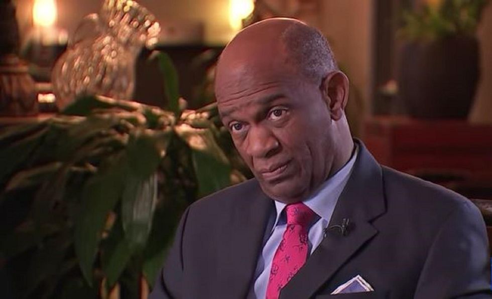 Texas megachurch pastor accused in $3.4 million investment scam