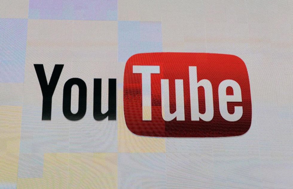 Child consumer groups file complaint with FTC against YouTube for targeting children in ads