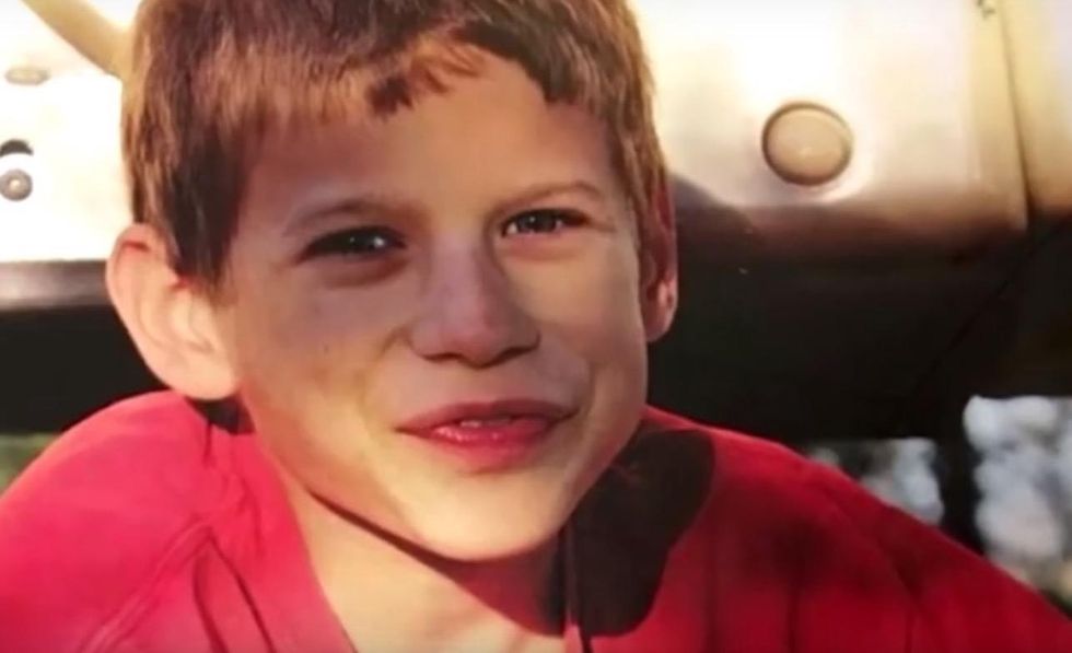 911 operator to return to job one week after dying teen's emergency calls; cops didn't get all info